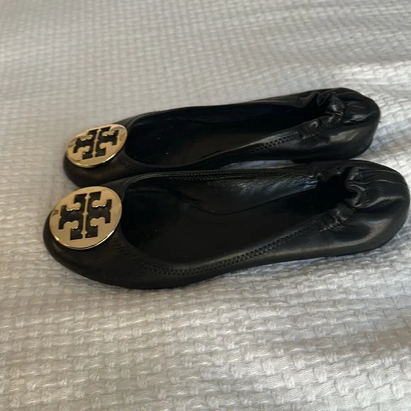 Tory Burch Black Flats with Gold Medallion - Picture 4 of 6